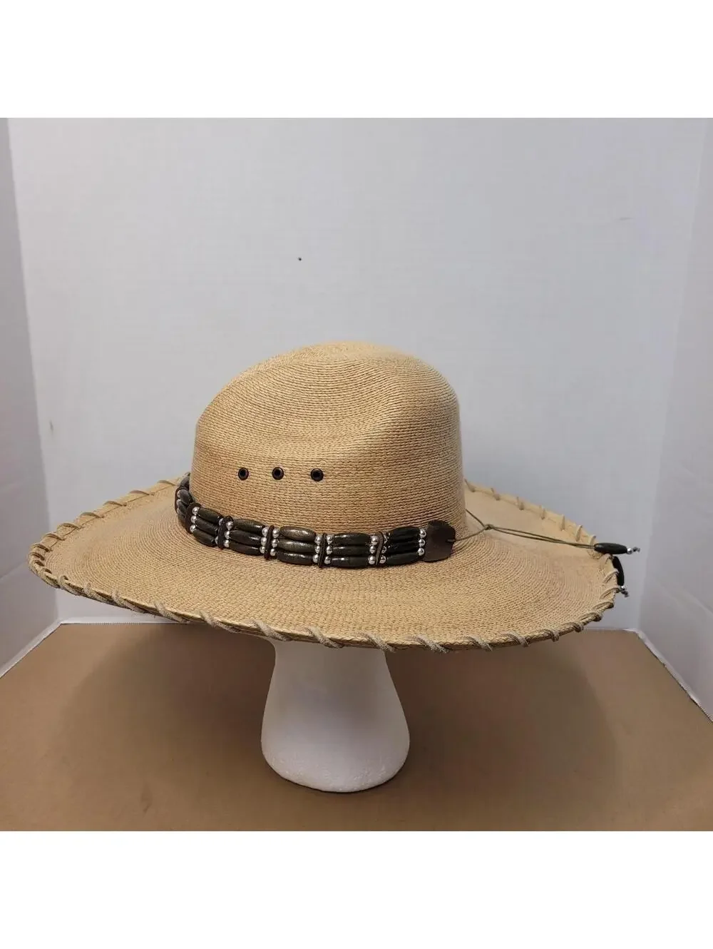 NEW WESTERN DESIGNER COWBOY HAT W/ BAND OF BEADS (Size 7 )
